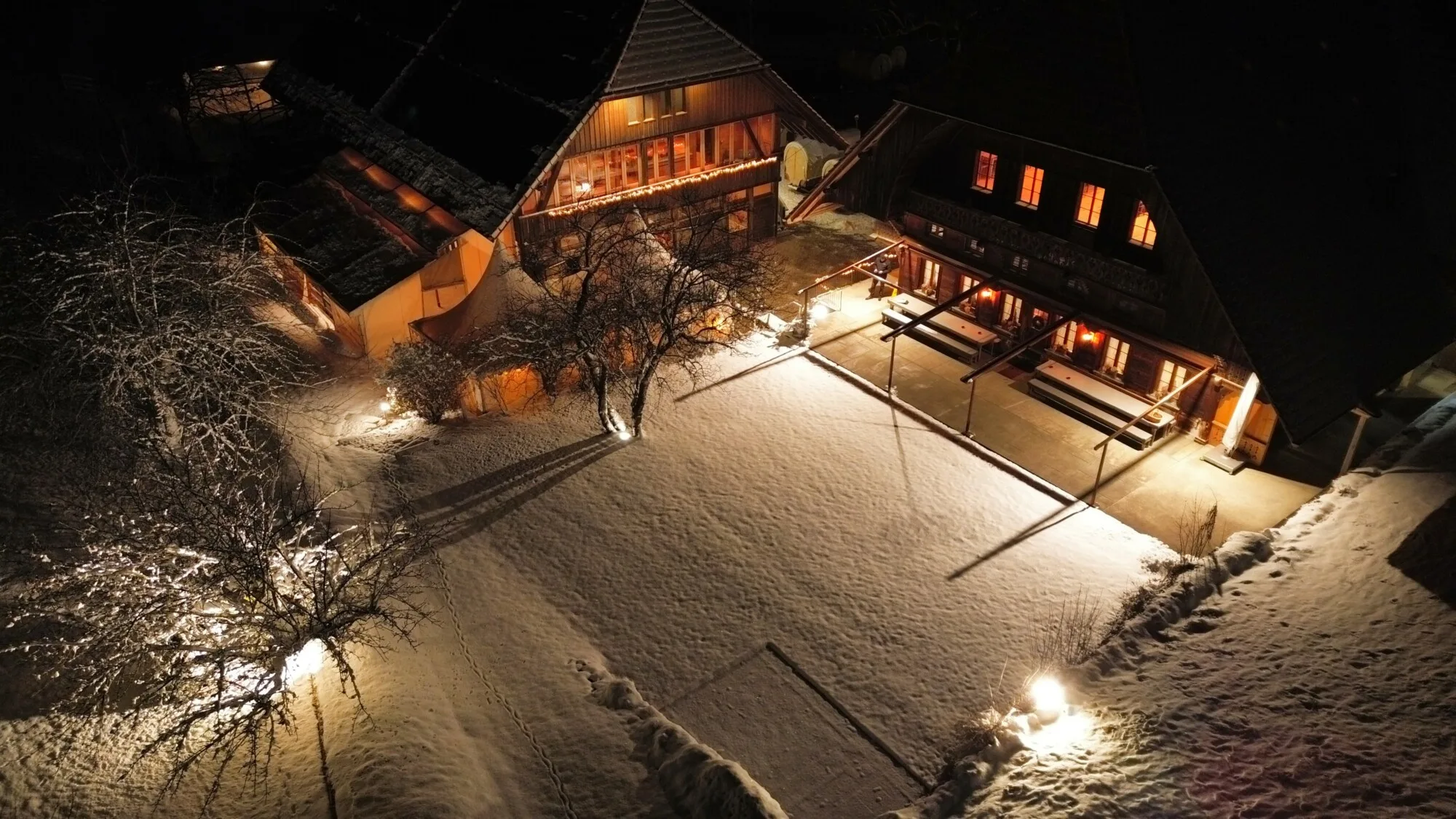 Perfektes Weihnachtsessen im Team im Haflinger Zentrum